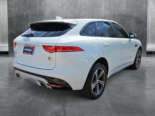 2018 Jaguar F-PACE S