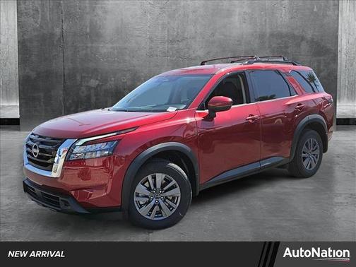 2025 Nissan Pathfinder SV FWD