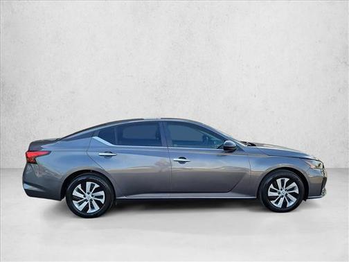 2025 Nissan Altima S FWD