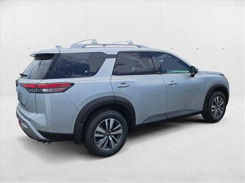 2025 Nissan Pathfinder SL FWD