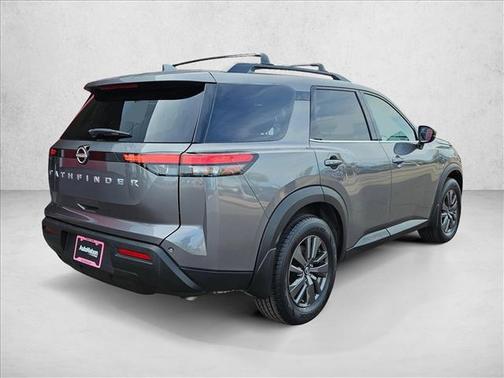 2022 Nissan Pathfinder SV 2WD