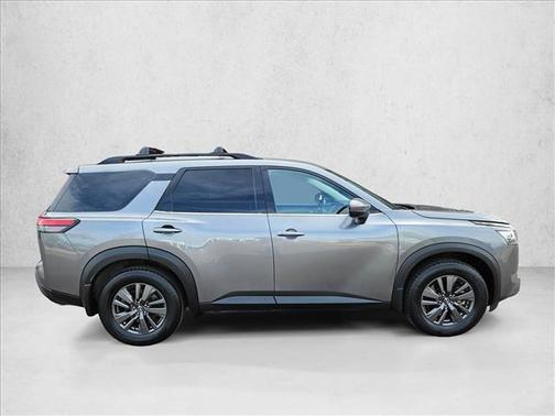 2022 Nissan Pathfinder SV 2WD