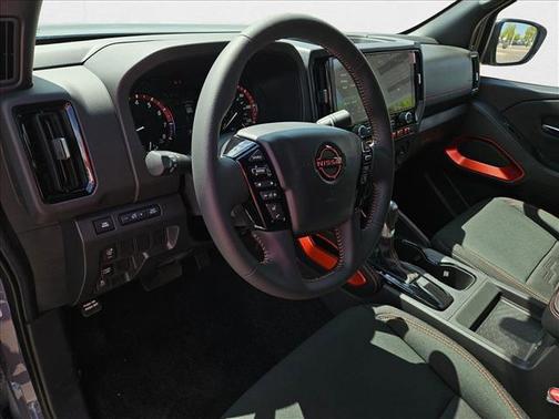2025 Nissan Frontier PRO-X