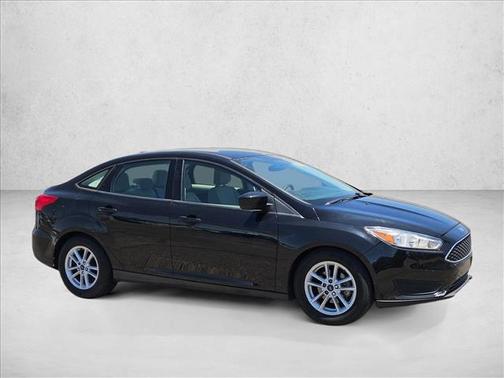 Shadow Black 2018 Ford Focus SE