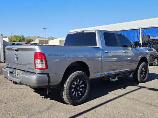2019 RAM 2500 Big Horn Crew Cab 4x4 6'4' Box