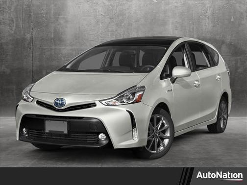 2017 Toyota Prius v Five