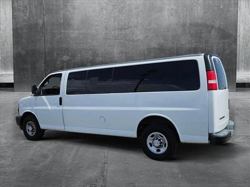 2018 Chevrolet Express 3500 LS