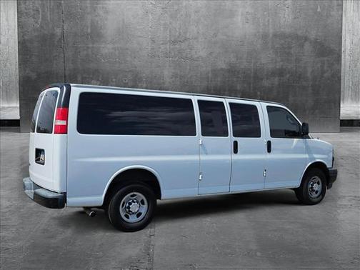 2018 Chevrolet Express 3500 LS