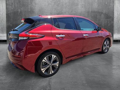 2022 Nissan Leaf SV 40 kWh
