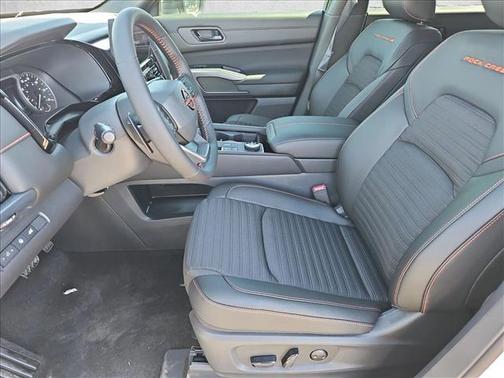 Everest White Pearl Tricoat 2026 Nissan Pathfinder Rock Creek