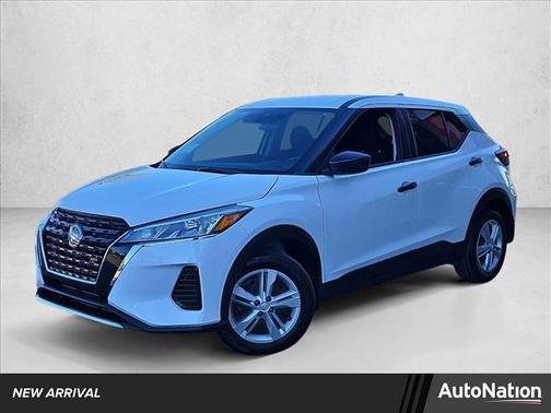 2024 Nissan Kicks S