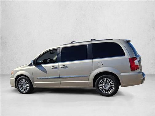 2015 Chrysler Town & Country Touring-L