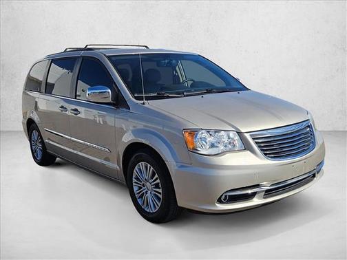 2015 Chrysler Town & Country Touring-L