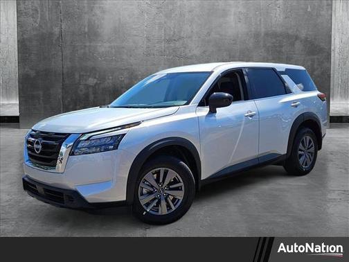 2025 Nissan Pathfinder S FWD