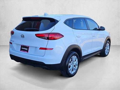 2021 Hyundai TUCSON SE
