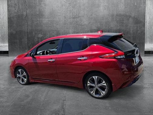 2022 Nissan Leaf SV 40 kWh