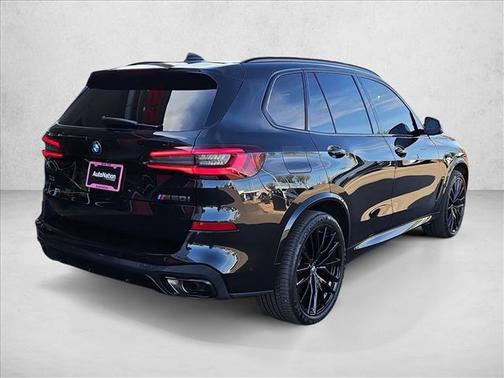 2023 BMW X5 M50i