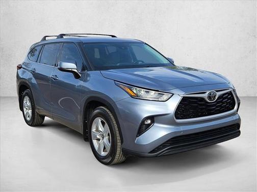 2020 Toyota Highlander LE