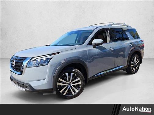 2025 Nissan Pathfinder Platinum FWD