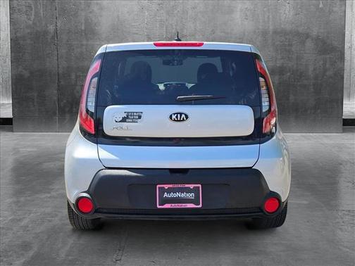 2016 Kia Soul Base