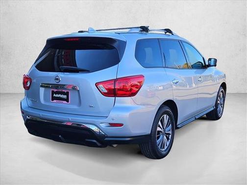 2020 Nissan Pathfinder SL 2WD