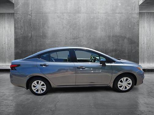 2022 Nissan Versa 1.6 S