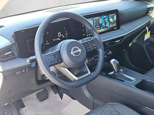 Fresh Powder 2026 Nissan Kicks SV