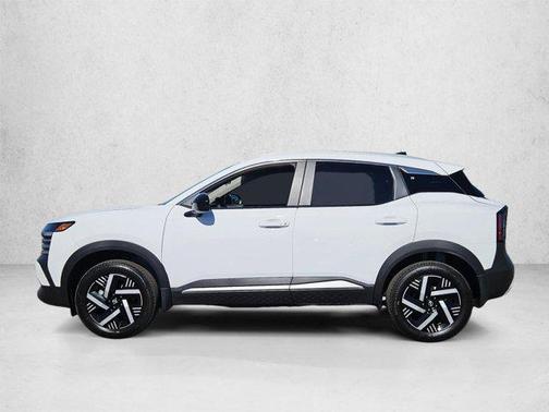 Fresh Powder 2026 Nissan Kicks SV