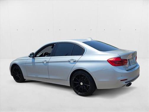 2017 BMW 330 330i