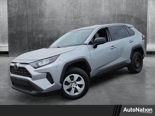 2022 Toyota RAV4 LE