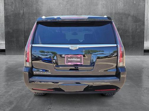 2016 Cadillac Escalade Standard