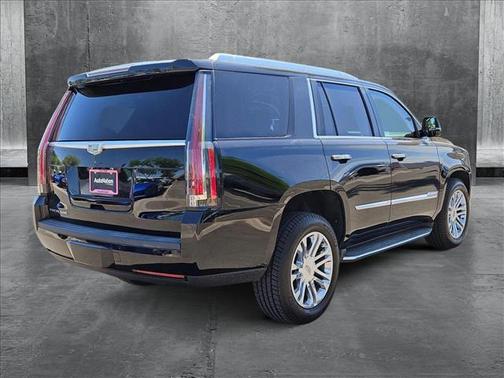 2016 Cadillac Escalade Standard