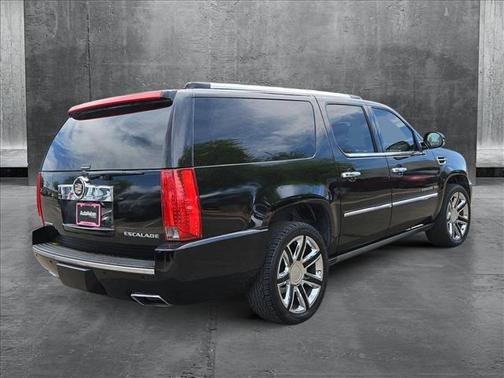 2013 Cadillac Escalade ESV Platinum Edition