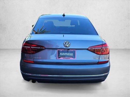 2019 Volkswagen Passat 2.0T Wolfsburg Edition