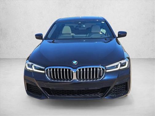 2022 BMW 530 i