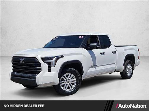 White 2022 Toyota Tundra SR5