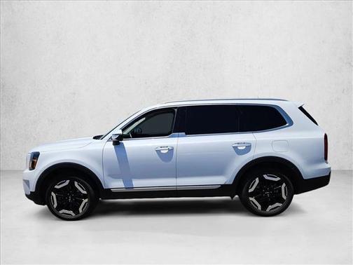 Glacial White Pearl 2024 Kia Telluride S