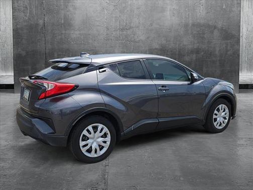 2021 Toyota C-HR LE