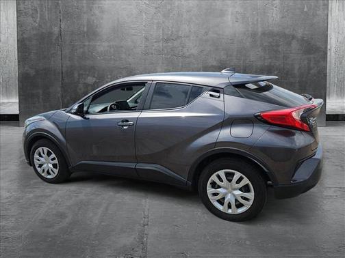 2021 Toyota C-HR LE