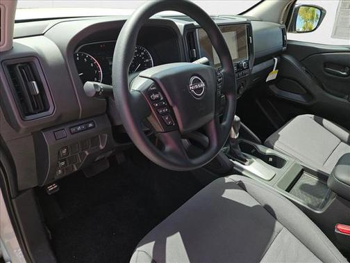 2025 Nissan Frontier S