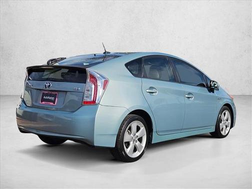 2014 Toyota Prius Five