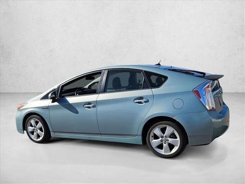 2014 Toyota Prius Five