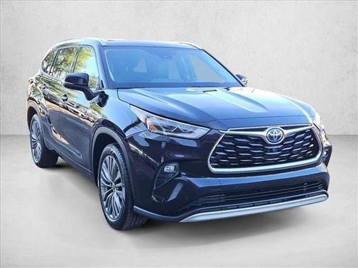 2020 Toyota Highlander Hybrid Platinum