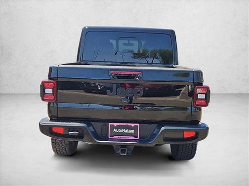 Black Clearcoat 2022 Jeep Gladiator High Altitude 4x4