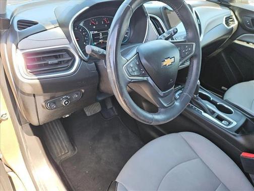 Sandy Ridge Metallic 2018 Chevrolet Equinox Premier w/2LZ