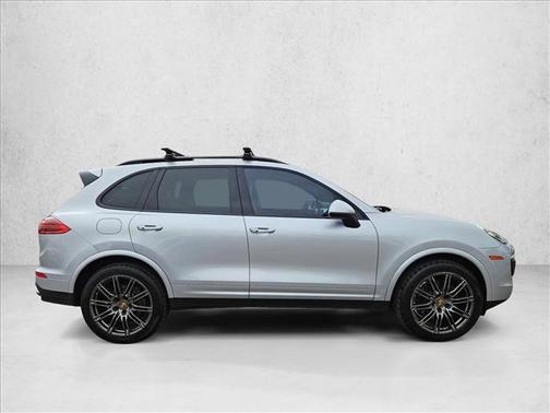 Rhodium Silver Metallic 2017 Porsche Cayenne Platinum Edition