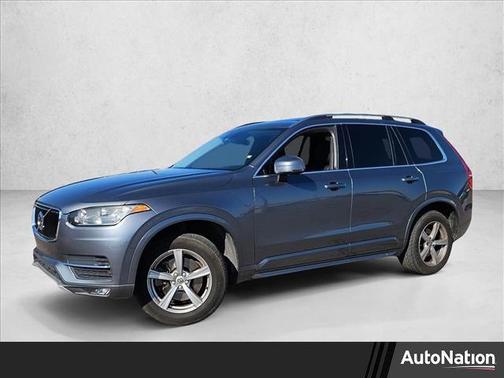 2016 Volvo XC90 T5 Momentum