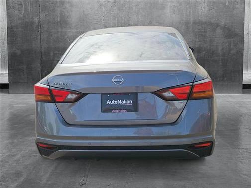 2024 Nissan Altima S FWD