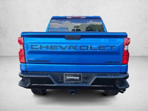 2022 Chevrolet Silverado 1500 Custom Trail Boss