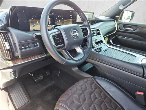 2025 Nissan Armada Platinum 2WD